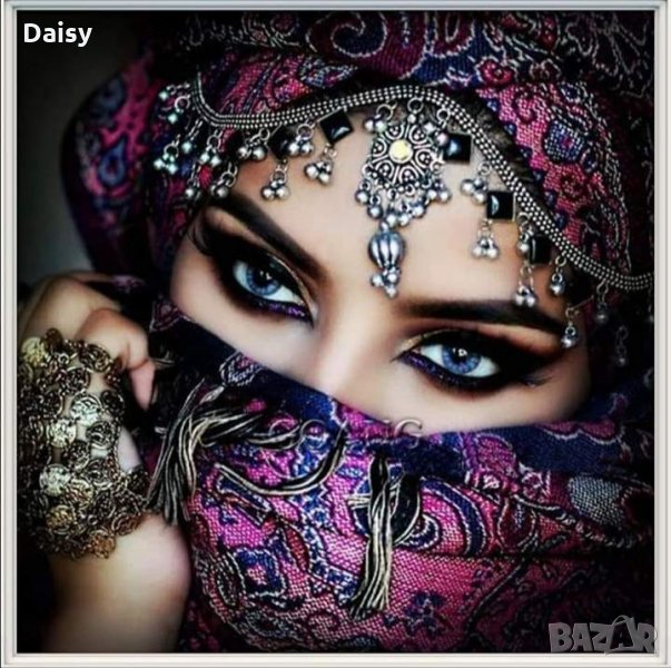 Диамантен гоблен"Красива арабка в лилаво", снимка 1