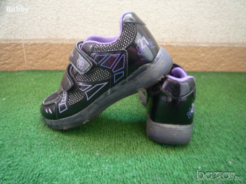 Светещи лачени маратонки 28 номер, снимка 1