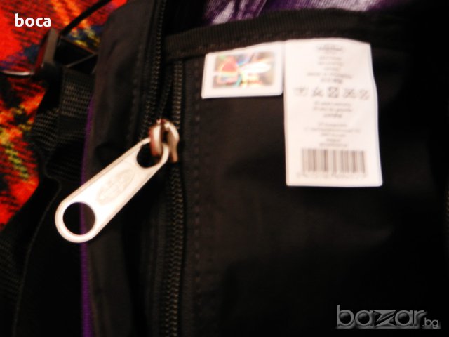 Чанта за лаптоп Eastpak Delegate Messenger чисто нова с етикет спортна чанта през рамо, снимка 7 - Чанти - 15662830