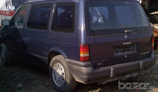 Chrysler Voyager 2.5TDi на Части, снимка 2 - Автомобили и джипове - 12831921