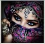 Диамантен гоблен"Красива арабка в лилаво", снимка 1