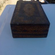 Стара дървена кутия, снимка 4 - Антикварни и старинни предмети - 13875563
