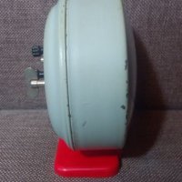 Стар и рядък модел будилник янтар от бившата СССР - работещ., снимка 4 - Колекции - 24489118