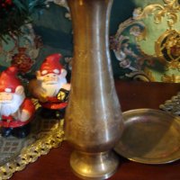 НАМАЛЕНА Гравирана бронзова ваза с чинийка , снимка 3 - Вази - 20309976