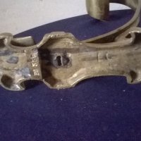 антикварна закачалка от бронз, снимка 3 - Антикварни и старинни предмети - 20409592