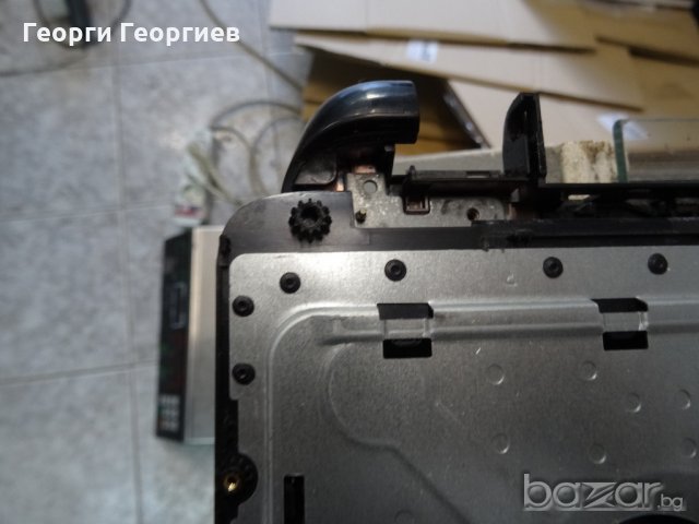 Продавам лаптоп за части HP 15-R051EU, снимка 4 - Части за лаптопи - 19399908