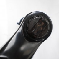 Продавам колела внос от Германия магнезиева велосипедна вилка SR SUNTOUR XCR 26 цола черна, снимка 14 - Части за велосипеди - 24206926