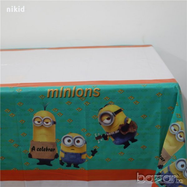 миньоните найлонова покривка за парти рожден ден, снимка 1