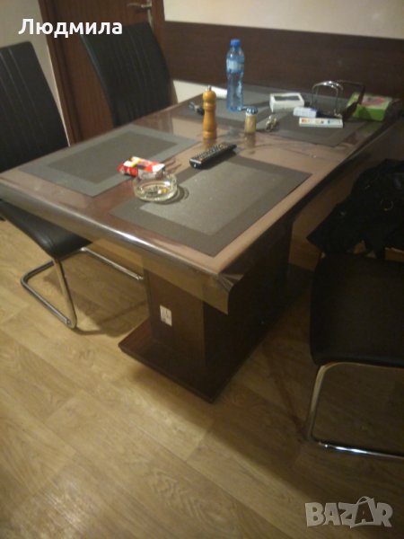 Трапезна маса, снимка 1