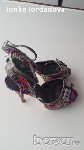 Цветни сандали, номер 38