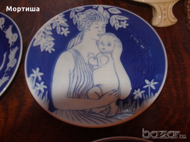  Royal Copenhagen Denmark Blue Mothers Day порцеланови чиний за стена , снимка 4 - Декорация за дома - 18298567