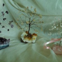 Кристални дръвчета изцяло от естествени камъни.Дървото на живота и любовта., снимка 12 - Декорация за дома - 19828944