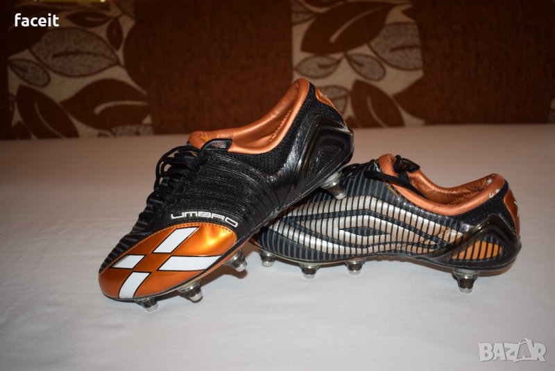 Umbro - Revolution - Wishbone X - Уникални 100% ориг. бутонки - 39 ном, снимка 1