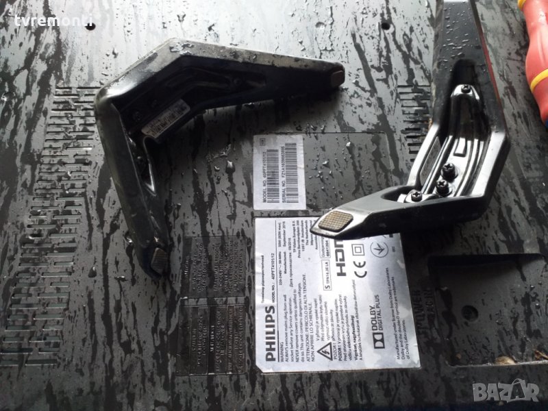 TV стойка PHILIPS модел 40PFT4101/12 , снимка 1