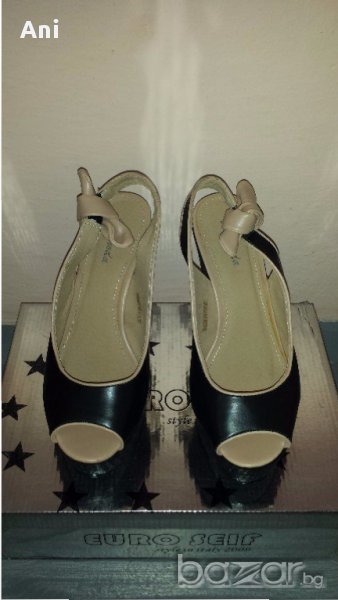 Черни сандали с дебел ток, снимка 1