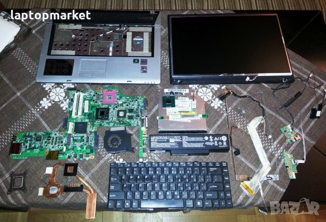 Gigabyte W566N на части