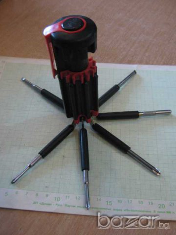 Комплект сгъваем с отвертки и с осветление - нов, снимка 4 - Отвертки - 7911734