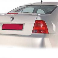 Спойлер за задното стъкло за VW BORA, снимка 1 - Аксесоари и консумативи - 17420571
