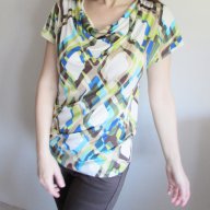 Дамска блуза, снимка 4 - Тениски - 10868236