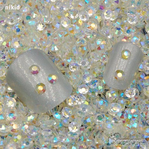 3мм 2500 бр прозрачни камъчета капси декорация 3д ефект за нокти маникюр и не само, снимка 1