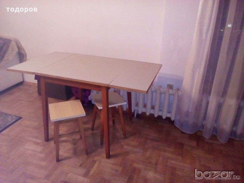 маси, снимка 1