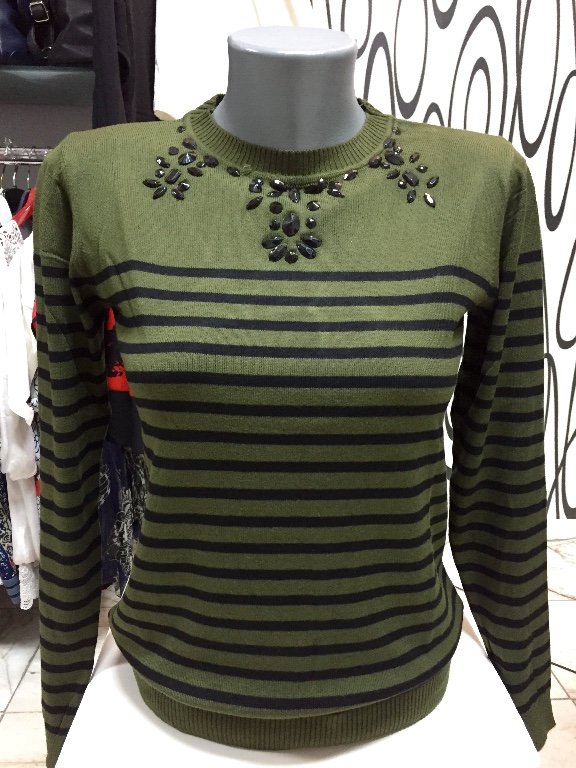 Дамска блуза с камъни в Блузи с дълъг ръкав и пуловери в гр. Габрово -  ID23784912 — Bazar.bg