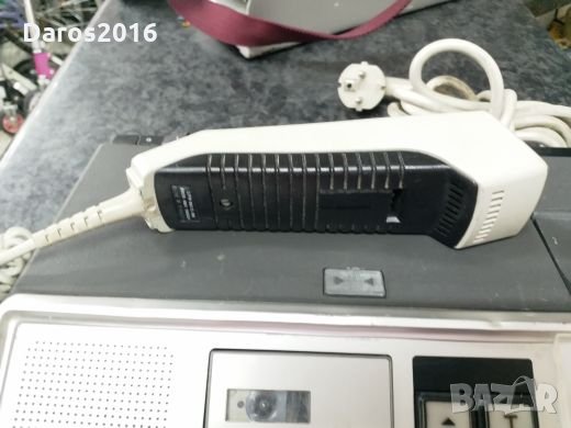 Диктофон Philips, снимка 2 - Антикварни и старинни предмети - 22265182