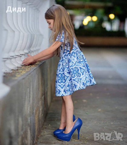 Еднакви рокли за майка и дете с модерен принт, лятна рокля, синя, бяла, снимка 2 - Рокли - 25767279