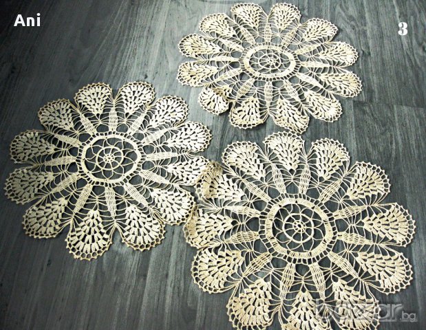 Ръчно плетени декоративни карета на една кука , снимка 5 - Декорация за дома - 15784628