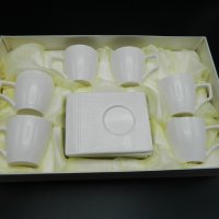 Сервиз за кафе порцелан квадратна чиния , снимка 1 - Сервизи - 22541265