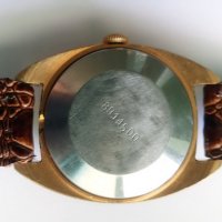 Часовник "Заря" от 80-те, позлатен, като нов, снимка 2 - Други - 25533859