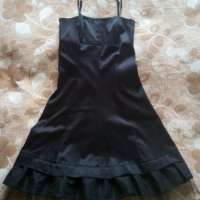 Малка черна рокля, снимка 1 - Рокли - 21516817