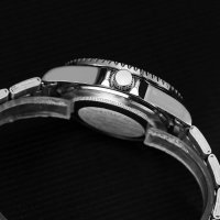 Нов часовник стоманен корпус и верижка дата тип дайвър черен, снимка 4 - Мъжки - 19338489