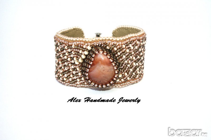 Гривна с карнеол /ръчна изработка/, снимка 1