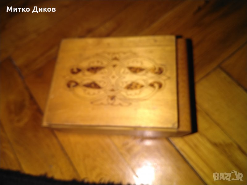Дървена кутия две осмици от соца, снимка 1