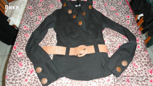 Дамска риза , снимка 2 - Ризи - 12977314