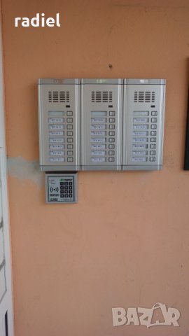Безконтактно отваряне на входни врати с контрол на достъпа с чип, снимка 2 - Аларми и алармени системи - 9597574