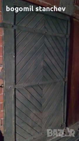 Гаражна врата  2 бр. - 2,20 м. ширина на 2.00 м. височина лява и дясна, снимка 3 - Гаражни врати - 25599070