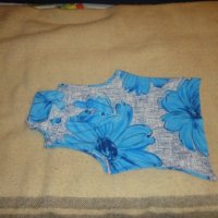 блуза със сини цветя, снимка 1 - Потници - 21288327