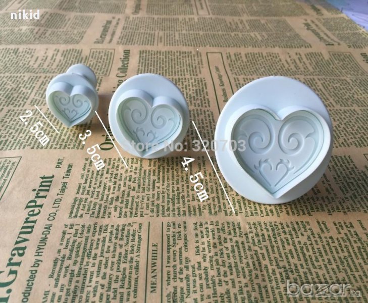 3 бр сърца с орнамент форми с бутало 3D релеф резец за украса декор торта фондан и др, снимка 1