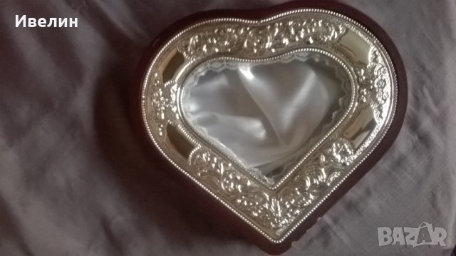 кутия за бижута-сърце