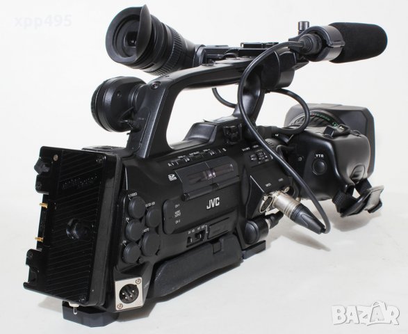 JVC GY-HM700E професионална камера само 218 часа, снимка 2 - Камери - 20028868