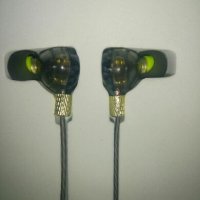 Оригинални маркови слушалки-супер бас, снимка 10 - Слушалки и портативни колонки - 17389699