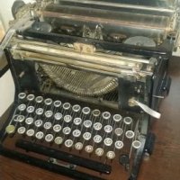 Пишеща машина Continental , снимка 1 - Антикварни и старинни предмети - 23583158