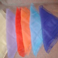 продавам нови шалове по 1 лв за всеки, снимка 1 - Шапки - 26115456