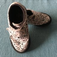 Детски обувки Next, снимка 1 - Детски маратонки - 18473930
