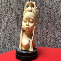 Слонова кост женски бюст, снимка 1 - Антикварни и старинни предмети - 13709103