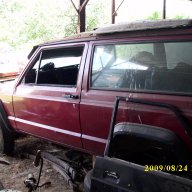 На части Jeep Cherokee 4.0i,1989г,3врати,6цилиндров,171к.с,5скорости механични, снимка 2 - Автомобили и джипове - 16881748