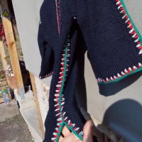 Стар етно пуловер, снимка 4 - Антикварни и старинни предмети - 22949700