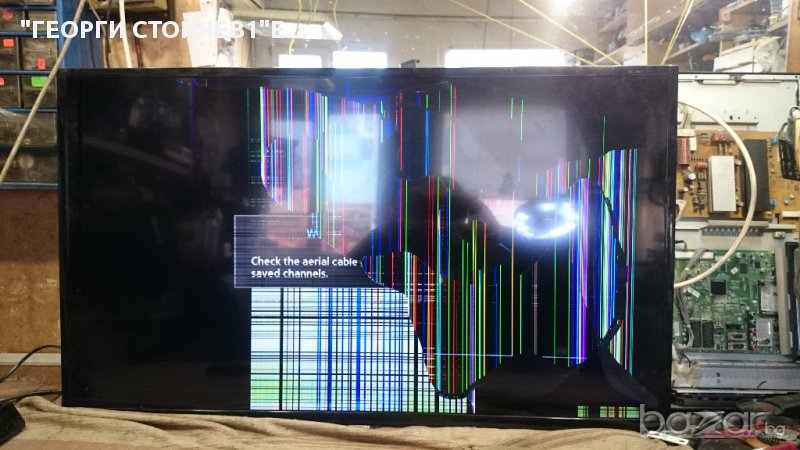 UE42F5000 СЪС СЧУПЕН ПАНЕЛ, снимка 1